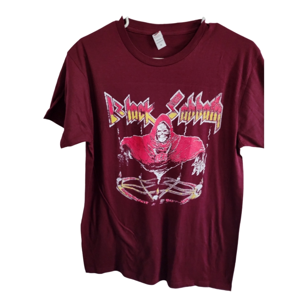 NWOT black sabbath sz Med